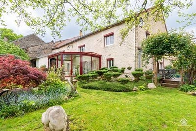 /international/fr/fontaine-francaise-burgundy-310100830565/