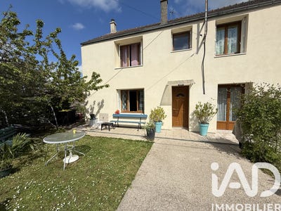 /international/fr/sainte-colombe-burgundy-310106413049/