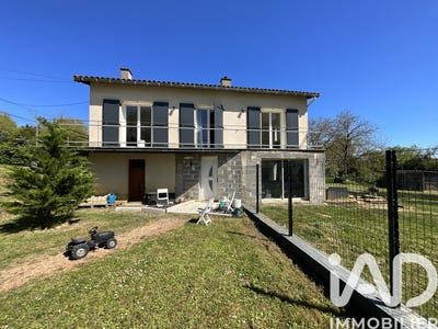 /international/fr/gizay-charente-310107643140/