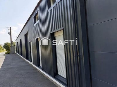 /international/fr/noyal-chatillon-sur-seiche-brittany-310108972131/