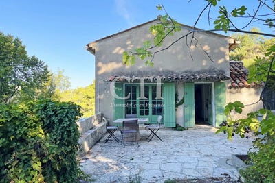 /international/fr/montbrun-les-bains-rhone-310103591985/