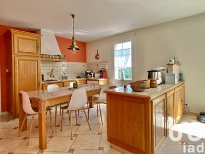 /international/fr/bourneau-pays-de-la-loire-310100236259/