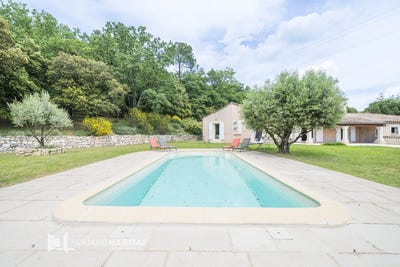 /international/fr/la-garde-adhemar-rhone-310108316330/