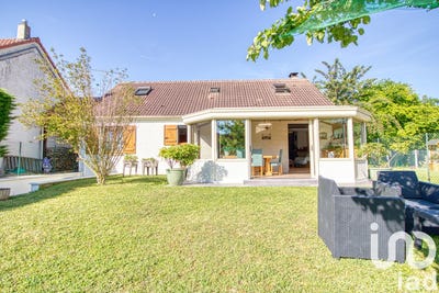 /international/fr/ecquevilly-ile-de-france-310100293340/