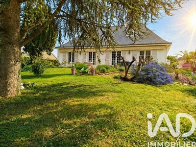 /international/fr/chinon-centre-val-de-loire-310107561632/