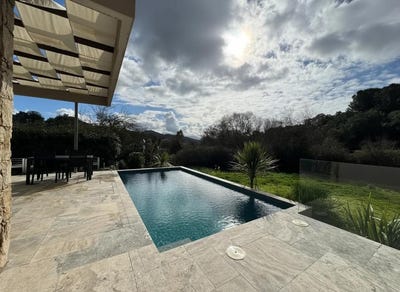/international/fr/ajaccio-corsica-310107972940/