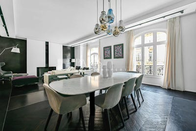 /international/fr/paris-17th-paris-310100937382/?lang=en