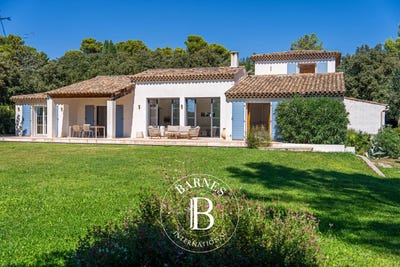 /international/fr/saint-marc-jaumegarde-provence-alpes-cote-d-azur-310110042614/