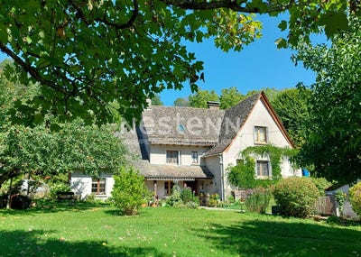 /international/fr/marmanhac-auvergne-310107773983/