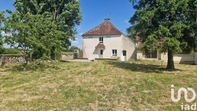 /international/fr/montmirail-ardennes-310099808655/