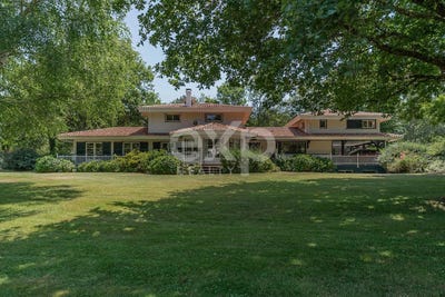 /international/fr/gujan-mestras-aquitaine-310100938062/