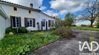 /international/fr/saint-ciers-champagne-charente-310108670307/?lang=it
