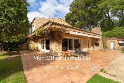 /international/fr/sanary-sur-mer-provence-alpes-cote-d-azur-310101446598/?lang=zh-cn