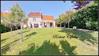 /international/fr/rozerieulles-lorraine-310100174852/