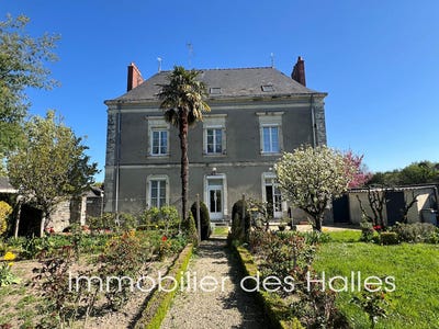/international/fr/renaze-pays-de-la-loire-310098746612/?lang=it