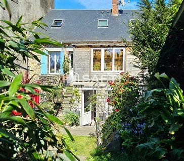 /international/fr/granville-la-basse-normandie-310107221280/