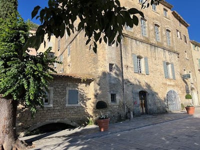 /international/fr/menerbes-provence-alpes-cote-d-azur-310100858446/?lang=zh-tw