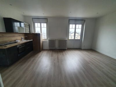/international/fr/tence-auvergne-310100960837/