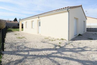/international/fr/saint-pierre-d-exideuil-charente-310103730114/