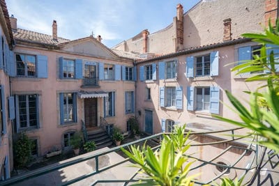 /international/fr/carcassonne-languedoc-roussillon-310108460480/