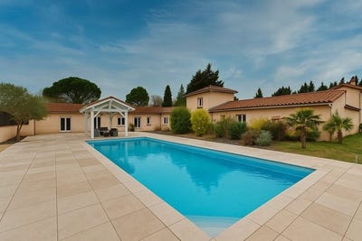 /international/fr/blyes-rhone-310105422099/