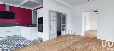 /international/fr/fontenay-le-comte-pays-de-la-loire-310095251452/