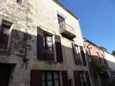/international/fr/monpazier-aquitaine-120095972904/