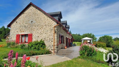 /international/fr/neuvic-aquitaine-310102291981/