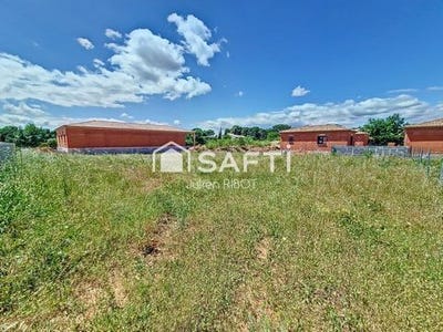 /international/fr/puisserguier-languedoc-roussillon-310108186897/