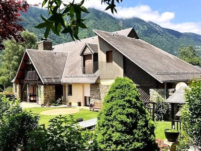 /international/fr/juzet-de-luchon-midi-pyrenees-310100493409/