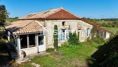 /international/fr/saint-colomb-de-lauzun-aquitaine-310119898732/