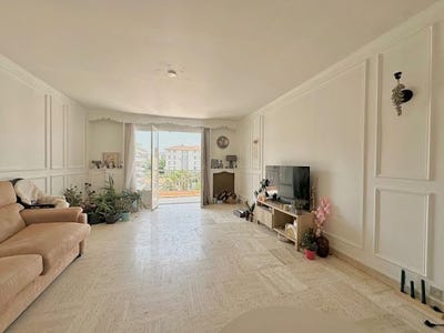 /international/fr/mandelieu-la-napoule-provence-alpes-cote-d-azur-310101018551/?lang=en