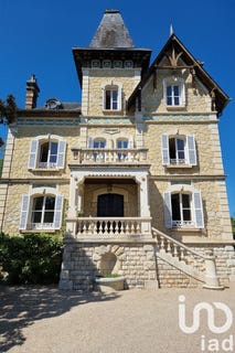 /international/fr/terrasson-lavilledieu-aquitaine-310101323619/?lang=zh-tw