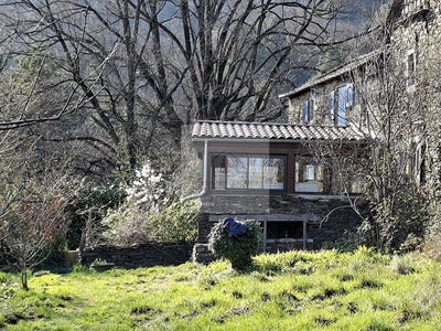/international/fr/sainte-cecile-d-andorge-languedoc-roussillon-310108943370/