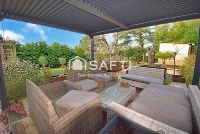 /international/fr/levignac-midi-pyrenees-310105429814/