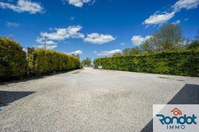 /international/fr/marcilly-sur-tille-burgundy-310107598919/