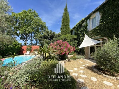 /international/fr/teyran-languedoc-roussillon-310109319324/