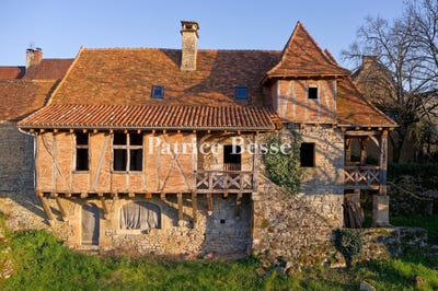 /international/fr/excideuil-aquitaine-310106826535/