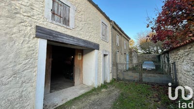 /international/fr/voissay-charente-310100485187/