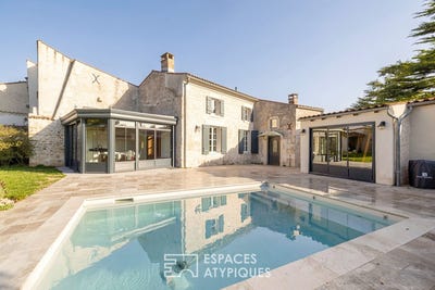 /international/fr/cozes-charente-310108526055/