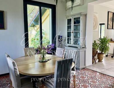 /international/fr/rousson-languedoc-roussillon-310108406759/