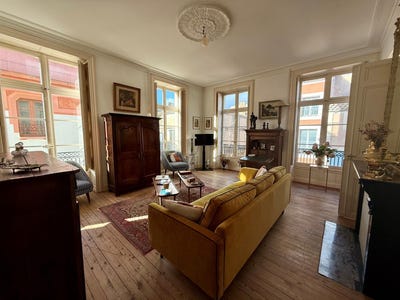 /international/fr/carcassonne-languedoc-roussillon-310097075234/