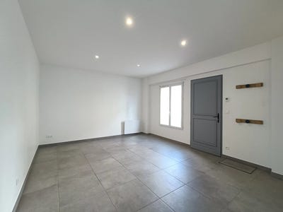 /international/fr/neuville-de-poitou-charente-310108217781/