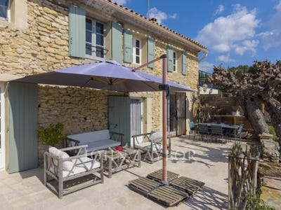 /international/fr/le-castellet-provence-alpes-cote-d-azur-310105828984/