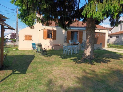 /international/fr/montceau-les-mines-burgundy-310099621185/