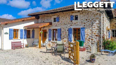 /international/fr/massignac-charente-310095270687/