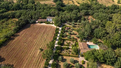 /international/fr/le-cannet-des-maures-provence-alpes-cote-d-azur-310100631244/