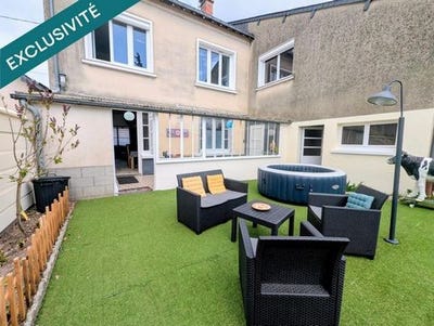 /international/fr/la-fleche-pays-de-la-loire-310106996570/