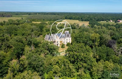 /international/fr/la-guerche-sur-l-aubois-centre-val-de-loire-310108525327/