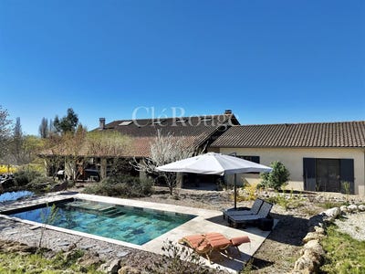/international/fr/duras-aquitaine-310107794647/
